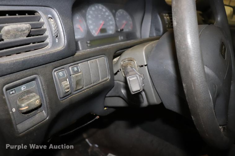 image for item EC9325 1998 Volvo S70