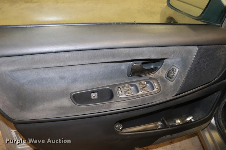 image for item EC9325 1998 Volvo S70