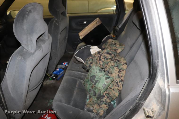 image for item EC9325 1998 Volvo S70