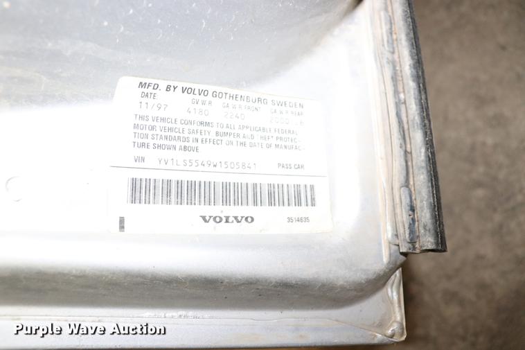 image for item EC9325 1998 Volvo S70