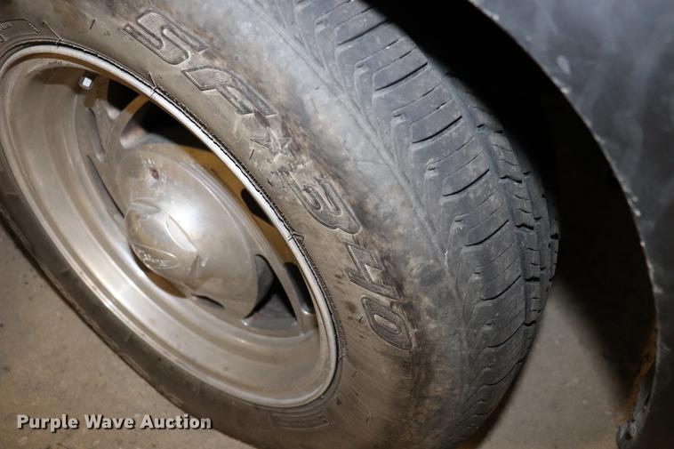 image for item EC9327 1989 Chevrolet S10 pickup truck