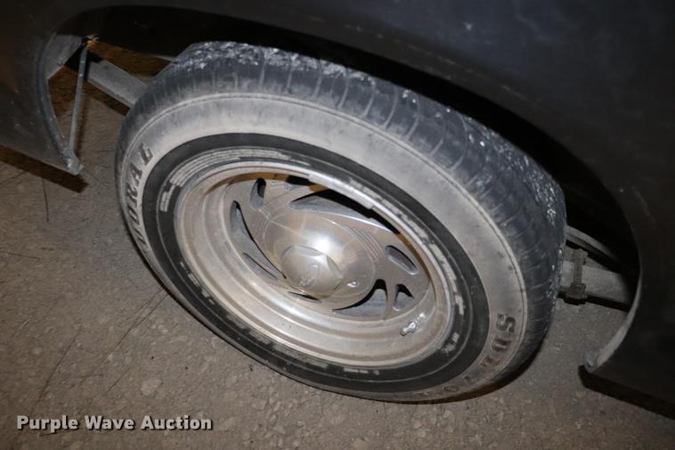 image for item EC9327 1989 Chevrolet S10 pickup truck