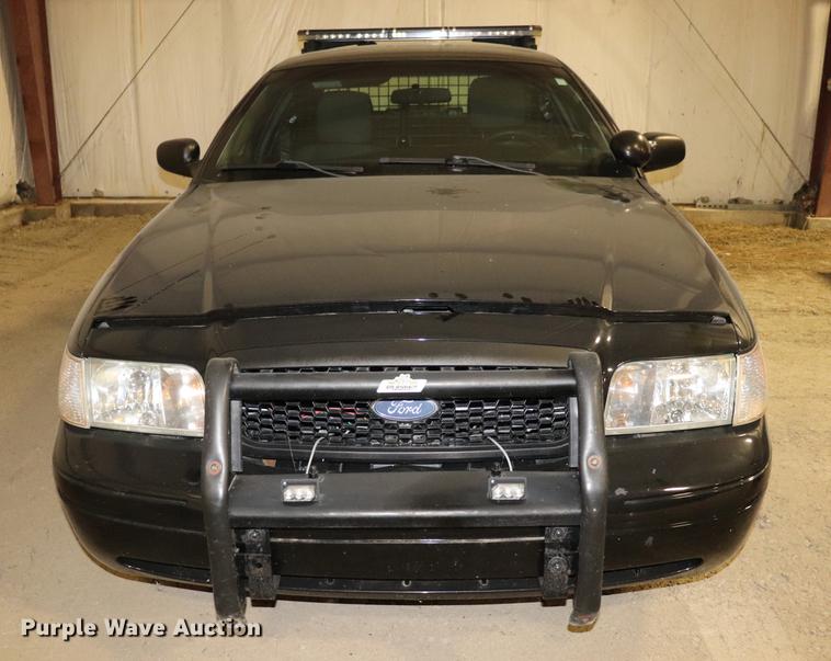 image for item EC9328 2011 Ford Crown Victoria Police Interceptor