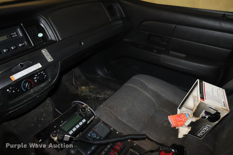 image for item EC9328 2011 Ford Crown Victoria Police Interceptor