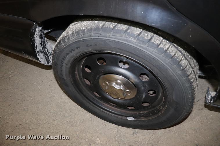 image for item EC9328 2011 Ford Crown Victoria Police Interceptor