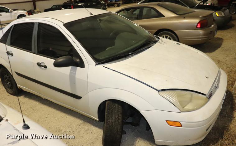 image for item EC9330 2001 Ford Focus