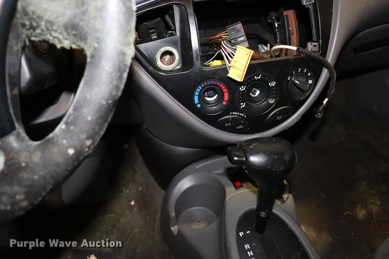image for item EC9330 2001 Ford Focus
