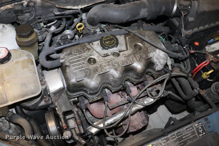 image for item EC9330 2001 Ford Focus