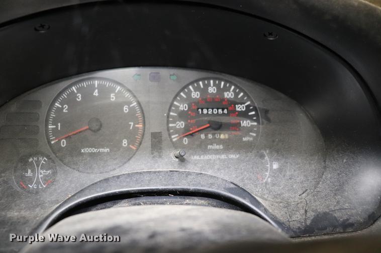 image for item EC9331 1998 Chrysler Sebring LXi