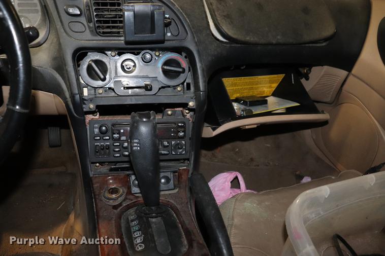 image for item EC9331 1998 Chrysler Sebring LXi