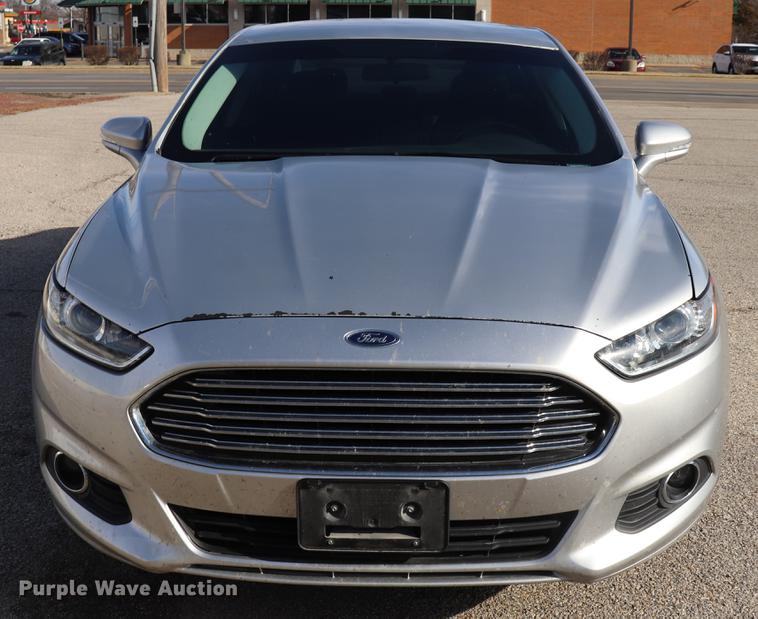 image for item EC9332 2013 Ford Fusion SE