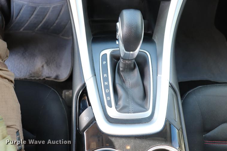 image for item EC9332 2013 Ford Fusion SE