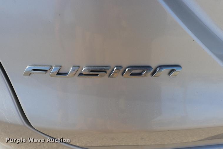 image for item EC9332 2013 Ford Fusion SE