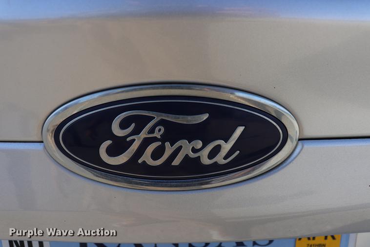 image for item EC9332 2013 Ford Fusion SE