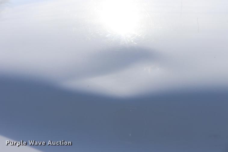 image for item EC9333 2001 Chevrolet Silverado 2500 pickup truck