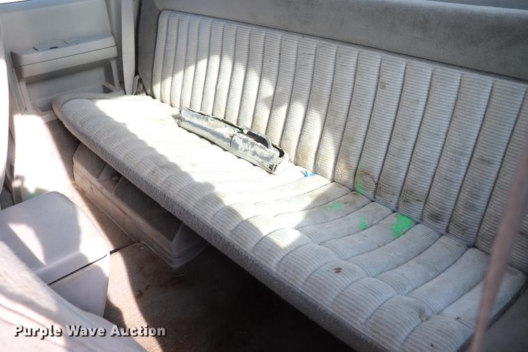 image for item EC9334 1994 Chevrolet Silverado 1500 pickup truck