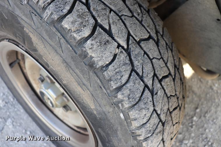 image for item EC9334 1994 Chevrolet Silverado 1500 pickup truck