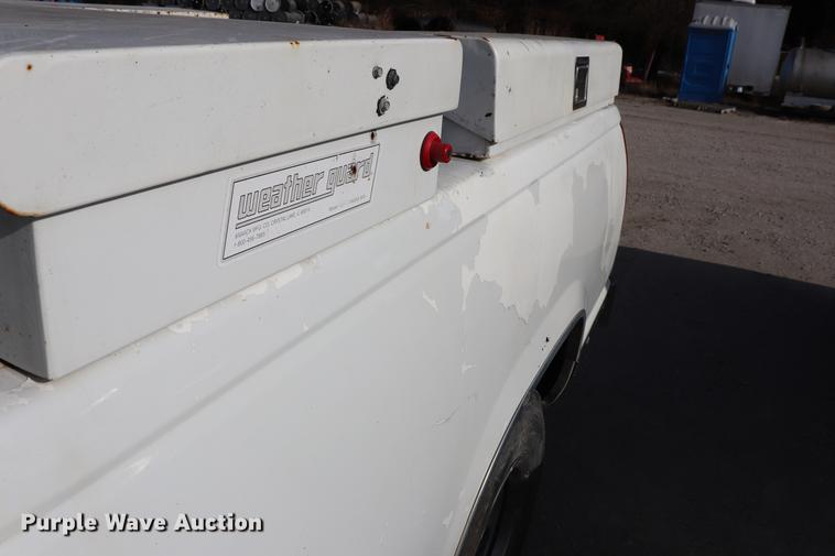 image for item EC9334 1994 Chevrolet Silverado 1500 pickup truck