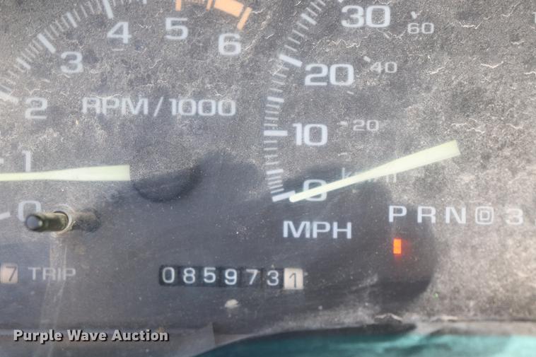 image for item EC9335 1996 Chevrolet Cheyenne 2500 utility bed truck