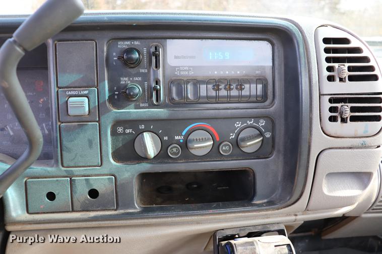 image for item EC9335 1996 Chevrolet Cheyenne 2500 utility bed truck