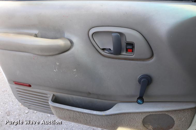 image for item EC9335 1996 Chevrolet Cheyenne 2500 utility bed truck