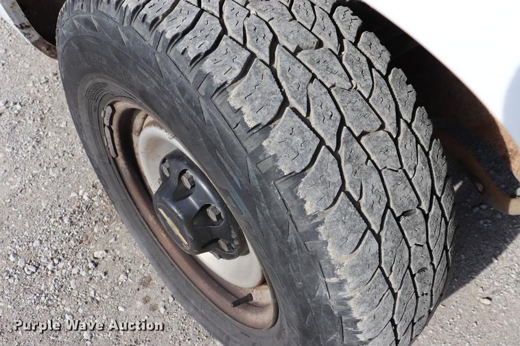 image for item EC9335 1996 Chevrolet Cheyenne 2500 utility bed truck