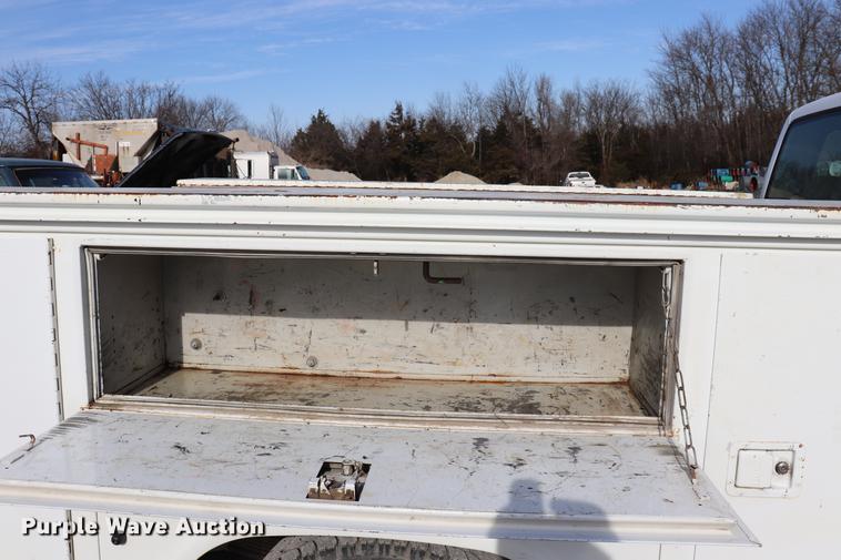 image for item EC9335 1996 Chevrolet Cheyenne 2500 utility bed truck