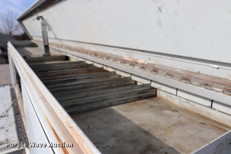 image for item EC9335 1996 Chevrolet Cheyenne 2500 utility bed truck