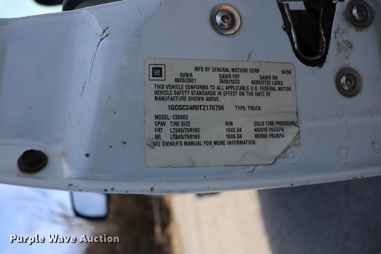 image for item EC9335 1996 Chevrolet Cheyenne 2500 utility bed truck