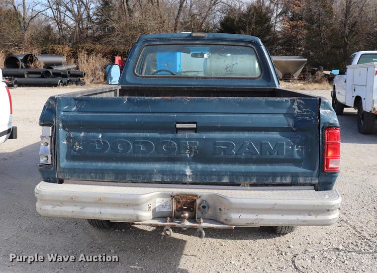 image for item EC9336 1989 Dodge D150 pickup truck