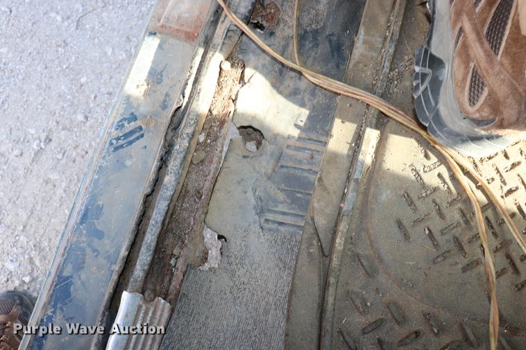 image for item EC9336 1989 Dodge D150 pickup truck