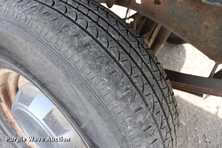 image for item EC9336 1989 Dodge D150 pickup truck