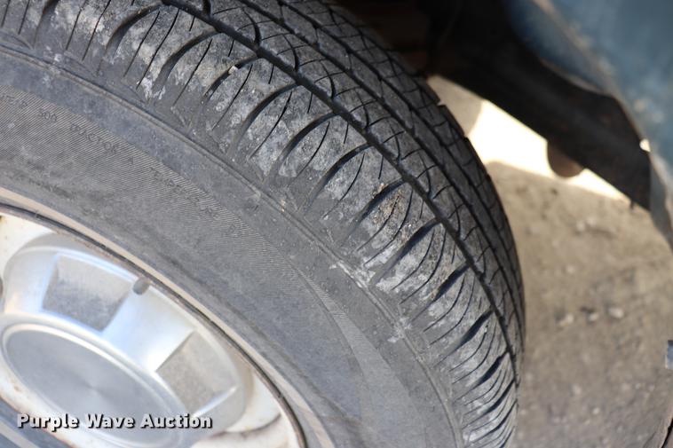 image for item EC9336 1989 Dodge D150 pickup truck