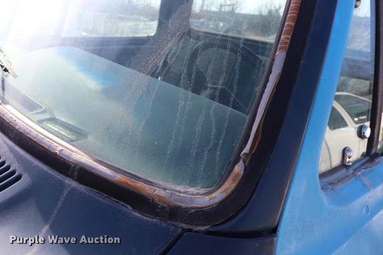 image for item EC9336 1989 Dodge D150 pickup truck