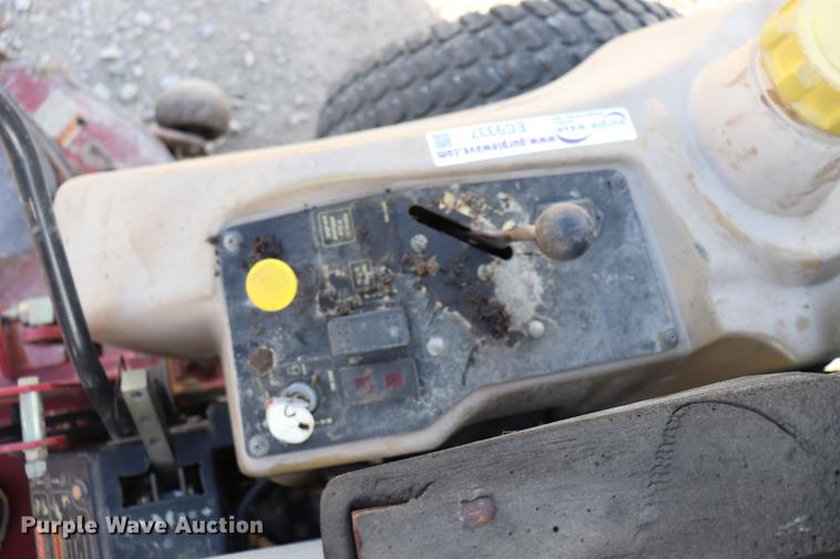 image for item EC9337 Exmark D902 ZTR lawn mower