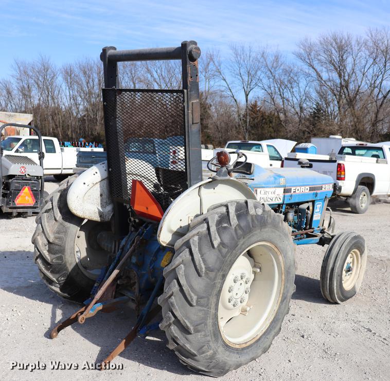 image for item EC9338 Ford 2910 tractor