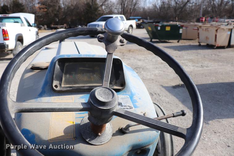 image for item EC9338 Ford 2910 tractor