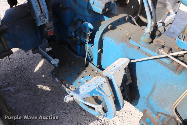 image for item EC9338 Ford 2910 tractor