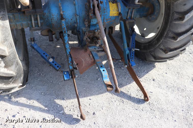 image for item EC9338 Ford 2910 tractor