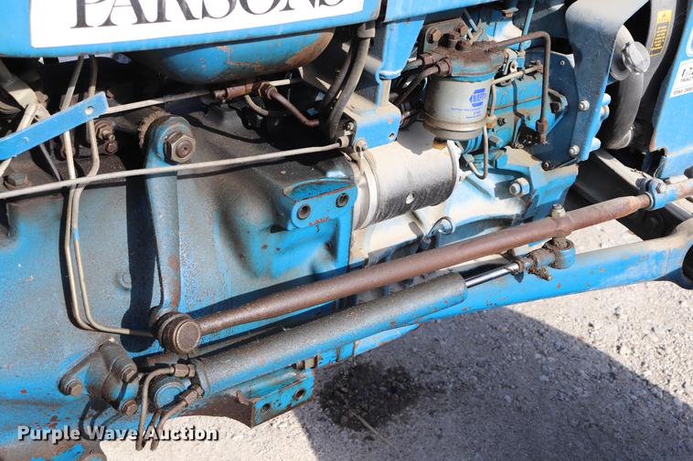 image for item EC9338 Ford 2910 tractor