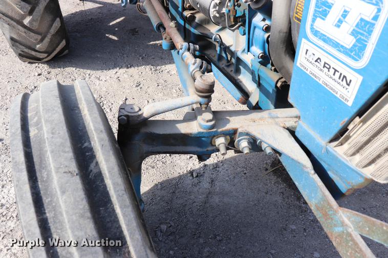 image for item EC9338 Ford 2910 tractor