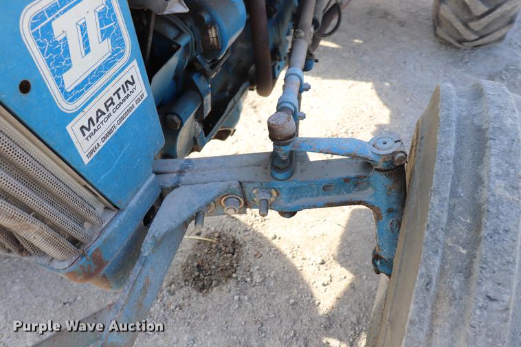 image for item EC9338 Ford 2910 tractor