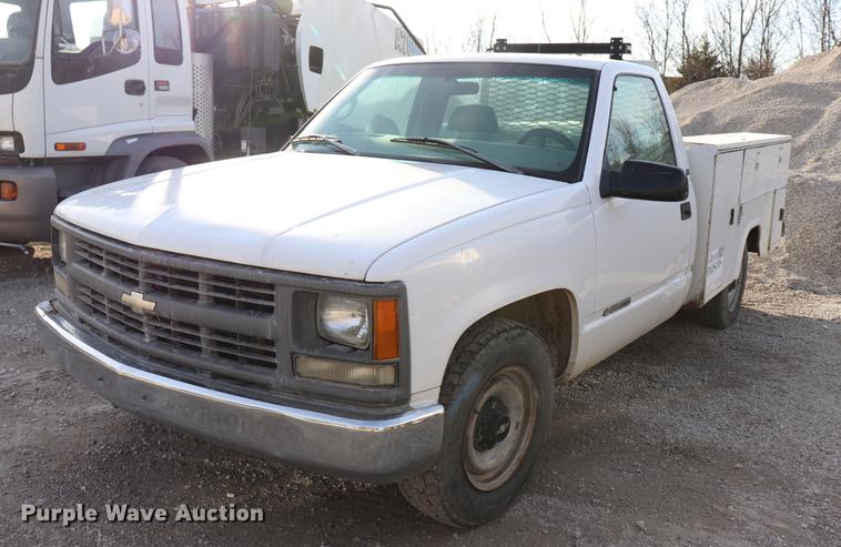 image for item EC9340 1998 Chevrolet Cheyenne 2500 utility bed truck