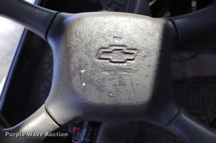 image for item EC9340 1998 Chevrolet Cheyenne 2500 utility bed truck