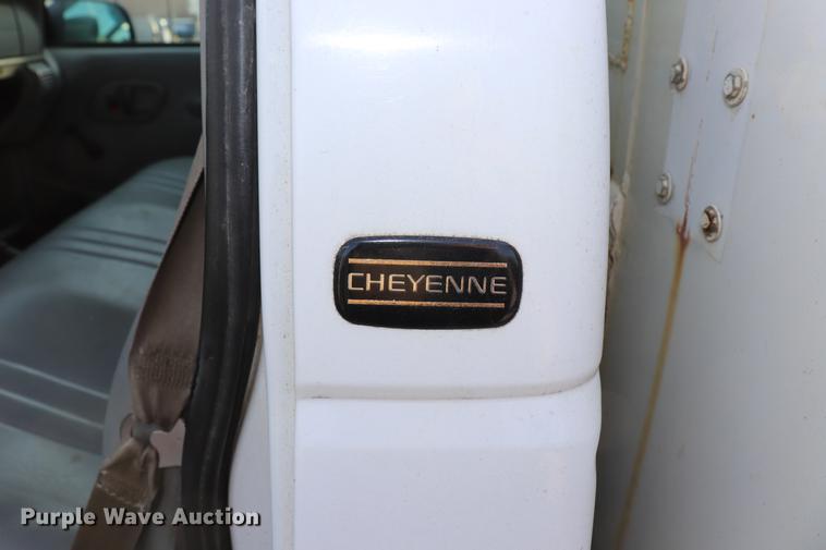 image for item EC9340 1998 Chevrolet Cheyenne 2500 utility bed truck