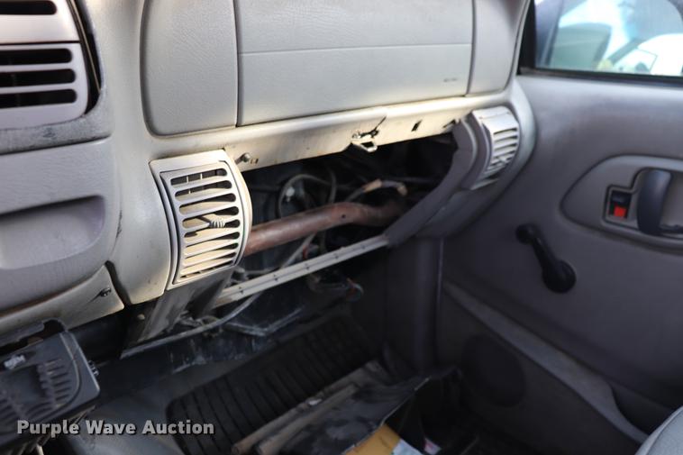 image for item EC9340 1998 Chevrolet Cheyenne 2500 utility bed truck