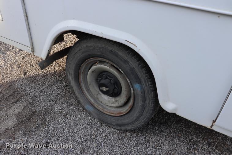 image for item EC9340 1998 Chevrolet Cheyenne 2500 utility bed truck