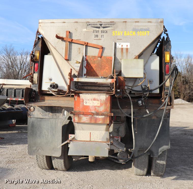 image for item EC9342 1991 International 4900 dump truck