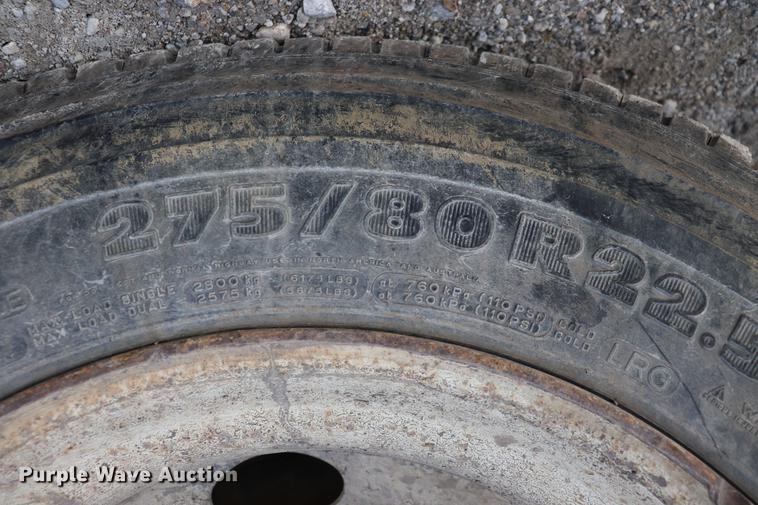 image for item EC9342 1991 International 4900 dump truck