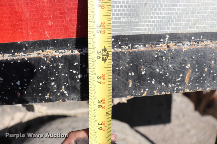 image for item EC9342 1991 International 4900 dump truck